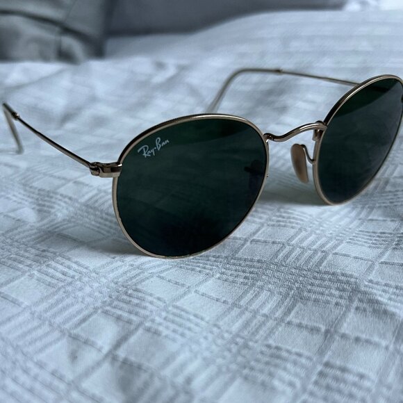 Ray-Ban Round Metal Sunglasses - Picture 3 of 4